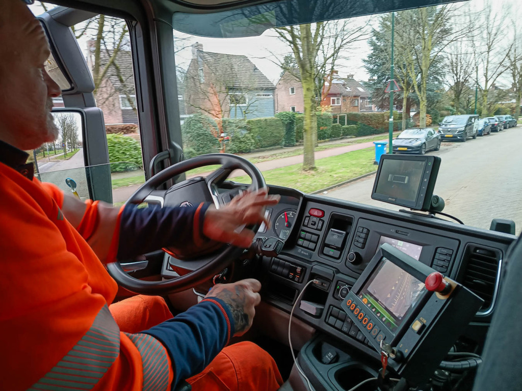 Week 48, voor de allerlaatste keer oud papier ophalen